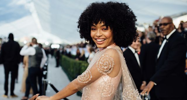 los angeles, california   january 27  editors note image has been edited using a digital filter yara shahidi arrives at the 25th annual screen actors guild awards at the shrine auditorium on january 27, 2019 in los angeles, california photo by emma mcintyregetty images for turner