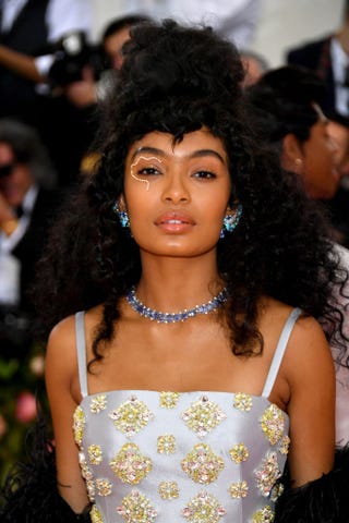 Ezra Miller Eye Makeup 2019 Met Gala Red Carpet Ezra Miller Makeup By Mimi Choi
