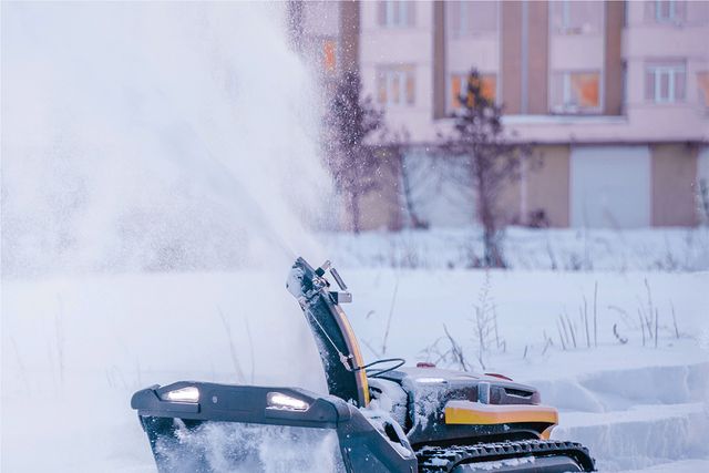 a robot snow blower