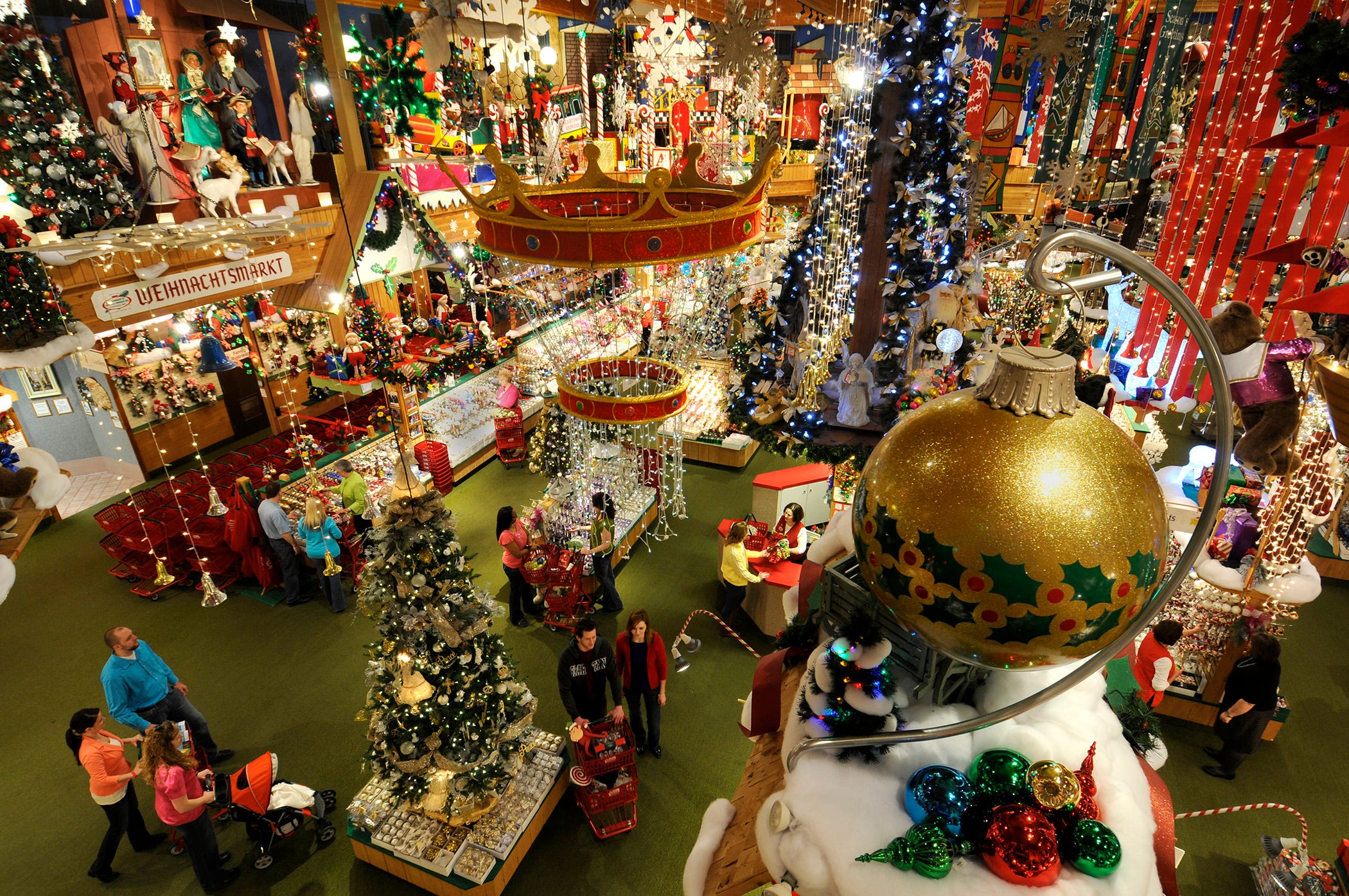 12 Best Year Round Christmas Stores - All Year Christmas Stores