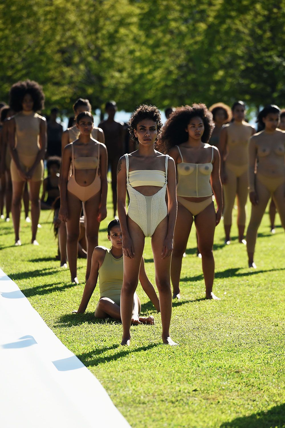 10 Fashion Trends That Need to Die in 2017