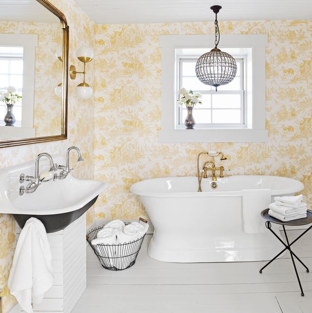bathroom with yellow toile wallpaper