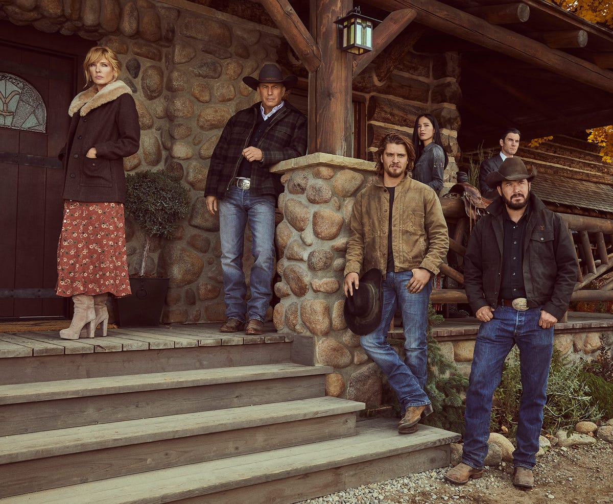 Yellowstone Cast - Yellowstone Show Season 2 Cast