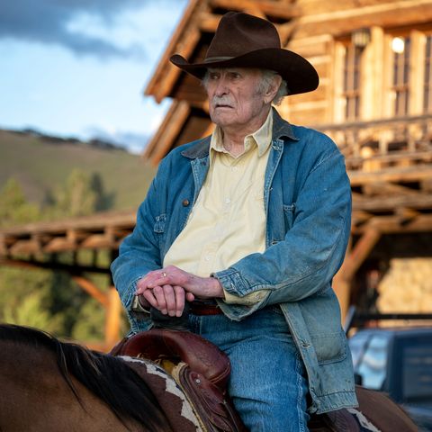 Yellowstone Season 2 Cast - Dabney Coleman John Dutton Sr