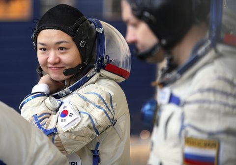 yi so yeon, the first korean woman in space