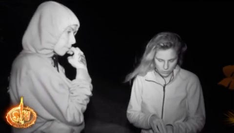 Yiya-Ivana Yiya e Ivana critican a Fani