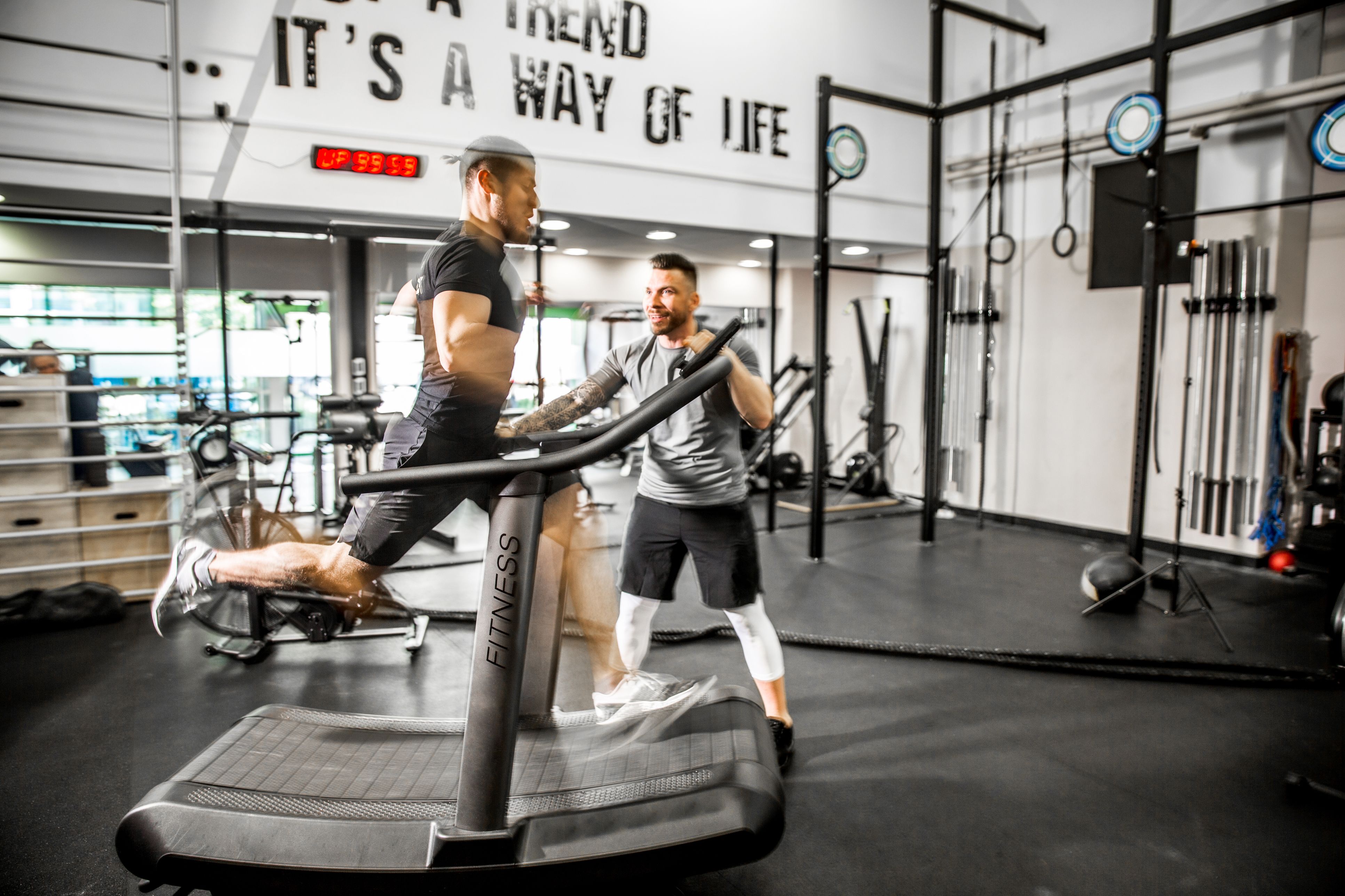 treadmill vs bike for abs