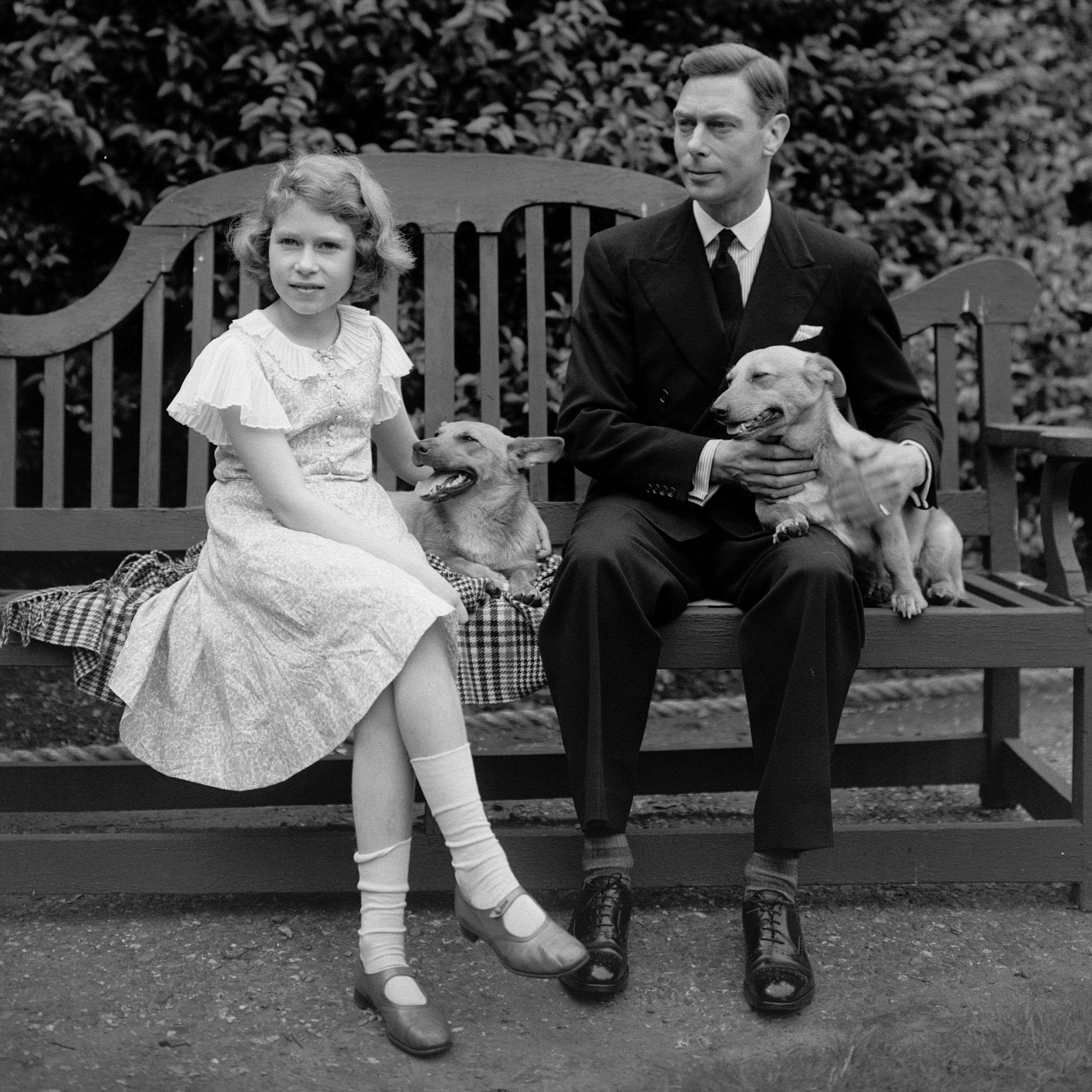 A Rare Look At Queen Elizabeth Ii S Relationship With Her Father