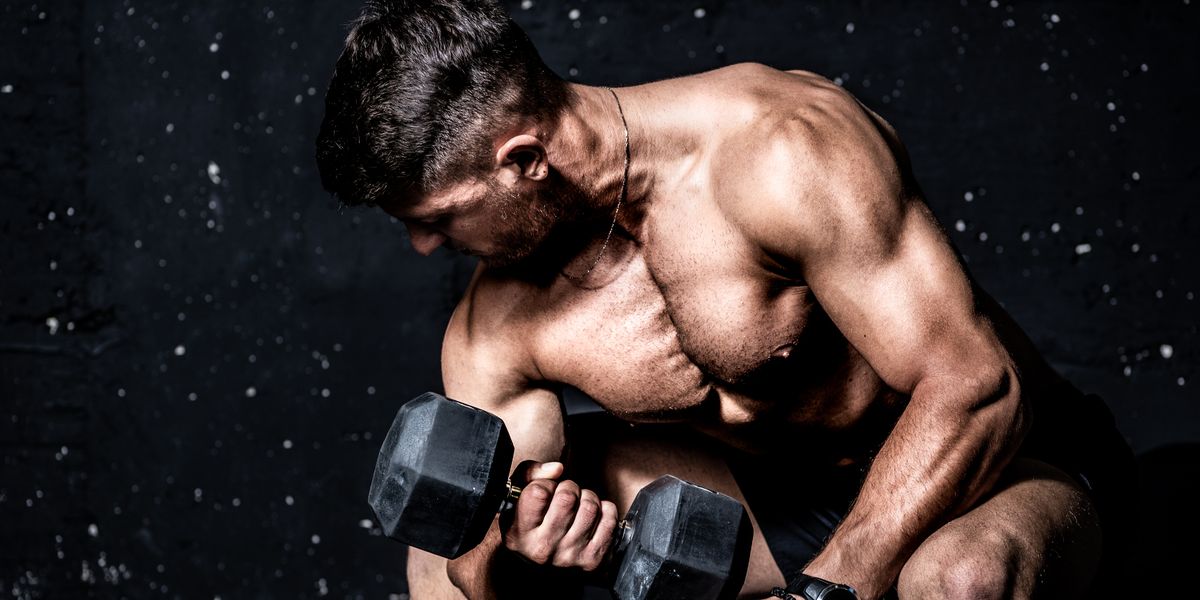 how-to-build-boulder-shoulders-with-just-one-dumbbell-and-one-exercise