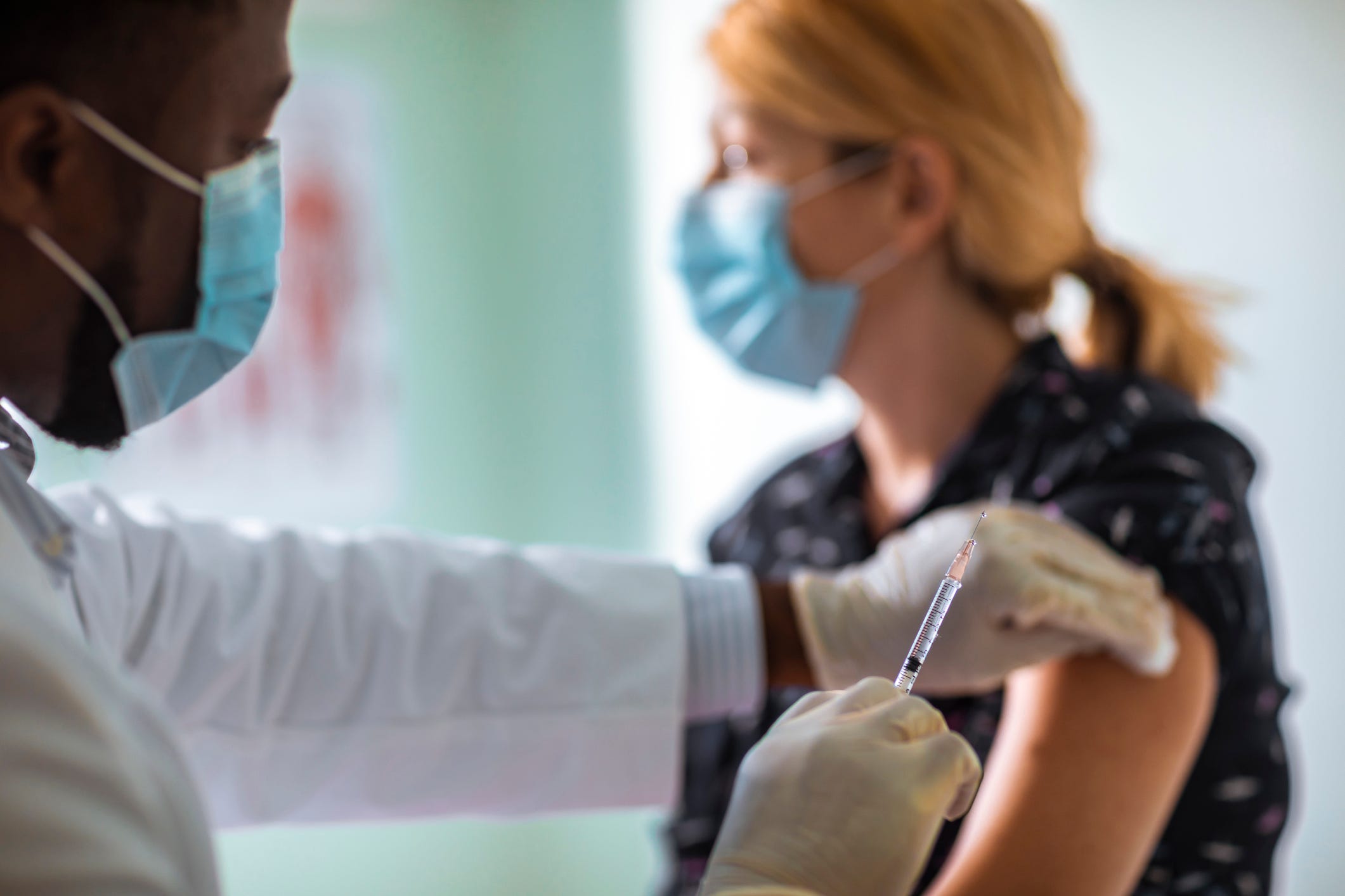 Here’s What Runners Should Know About the COVID-19 Vaccines