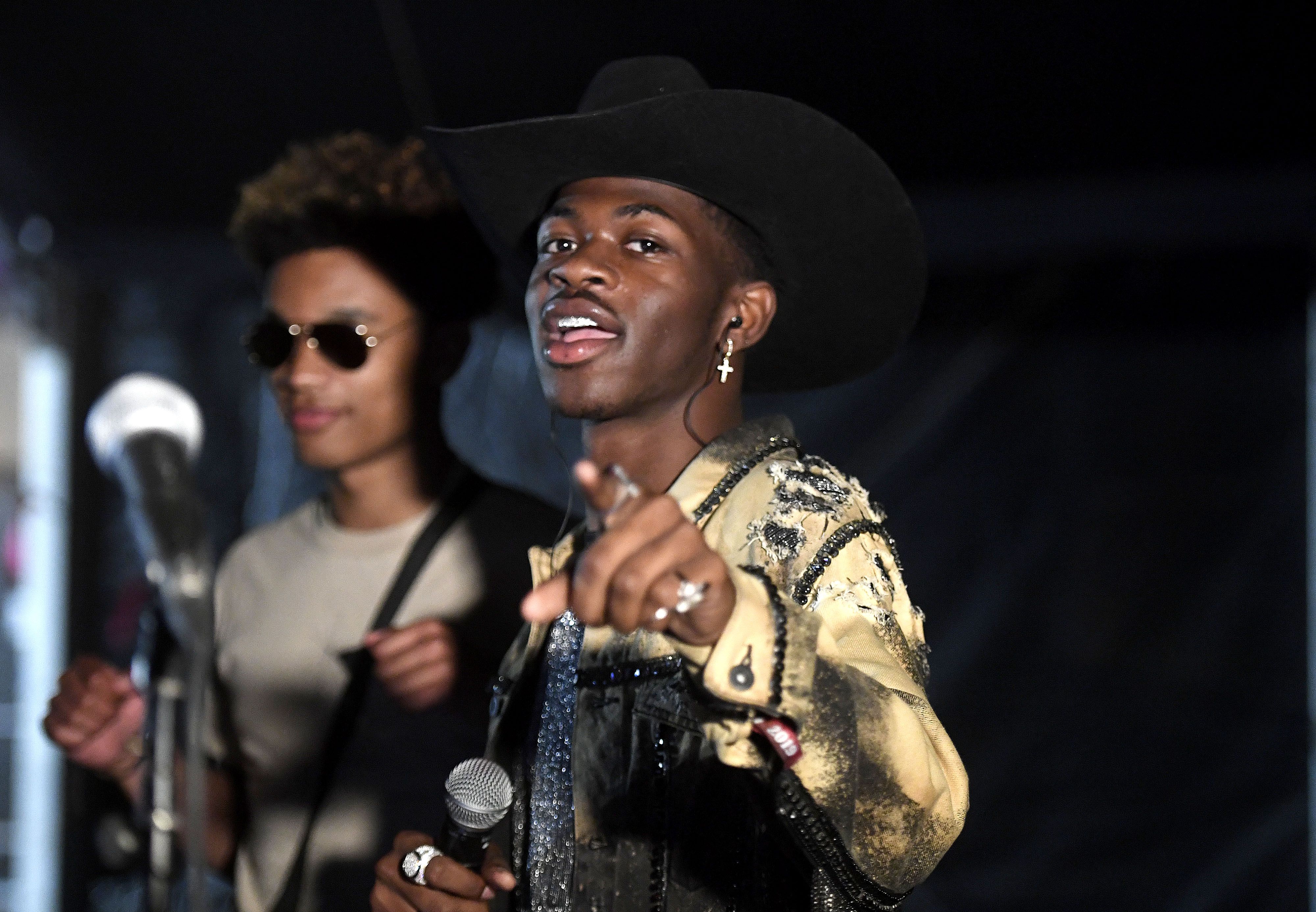 Lil Nas X S Best Outfits Lil Nas X Fashion Photos