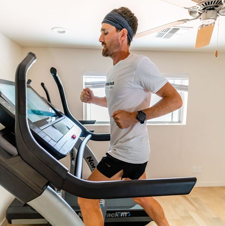 fastest treadmill runner