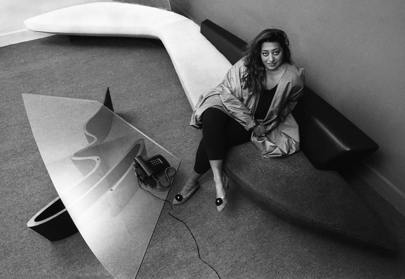 Zaha Hadid, la Dama delle linee fluide, e l'opinabilità della matematica
