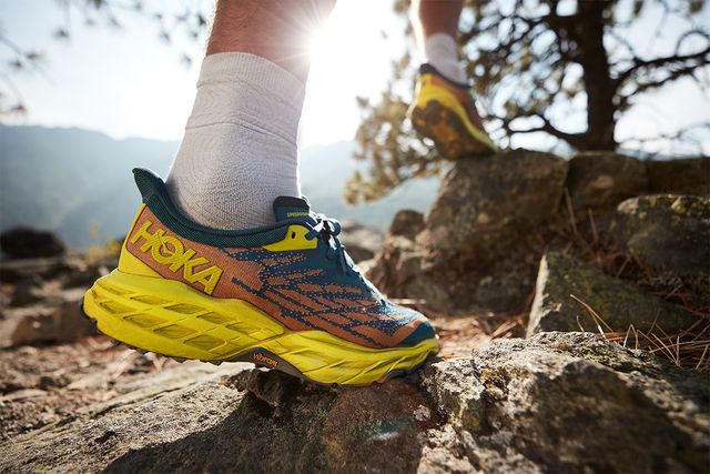 Las zapatillas de trail Hoka Speedgoat 5 | Review | womens one one stinson