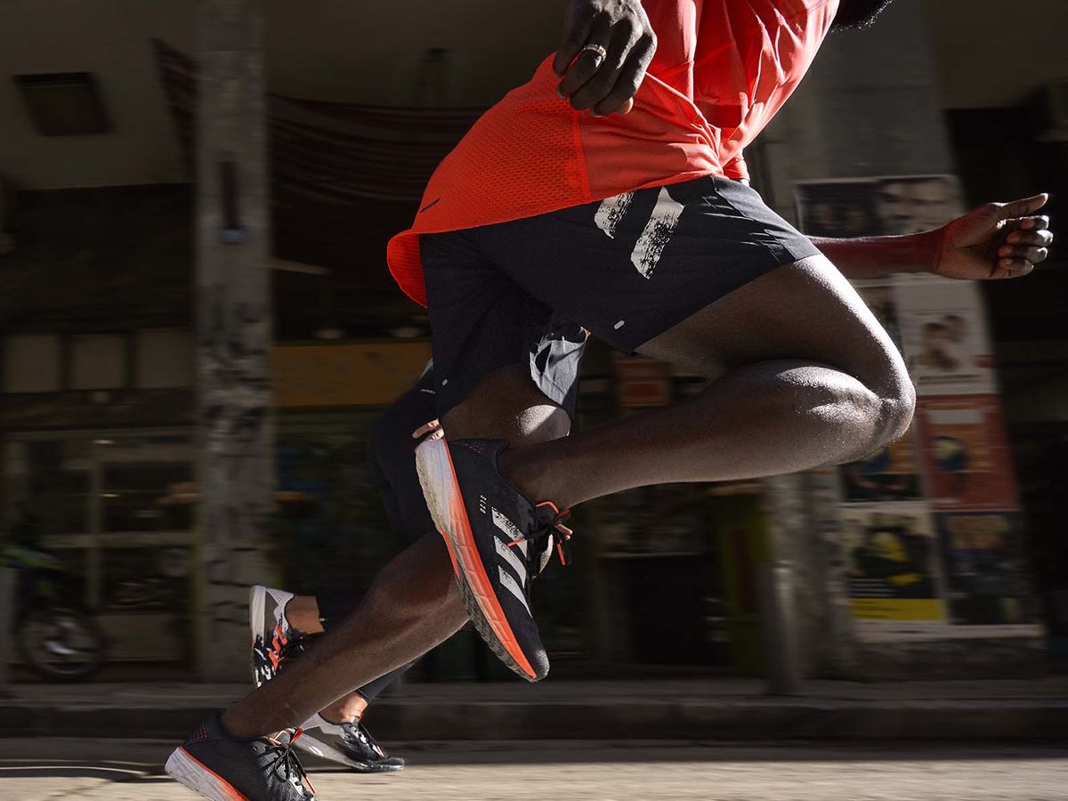 salvar Empotrar Suelto Las mejores zapatillas de running de Adidas para asfalto