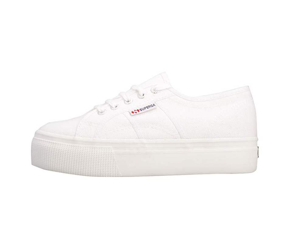 32 zapatillas blancas de moda para todos tus looks de primavera - Zapatillas  blancas baratas que mejoran tus looks