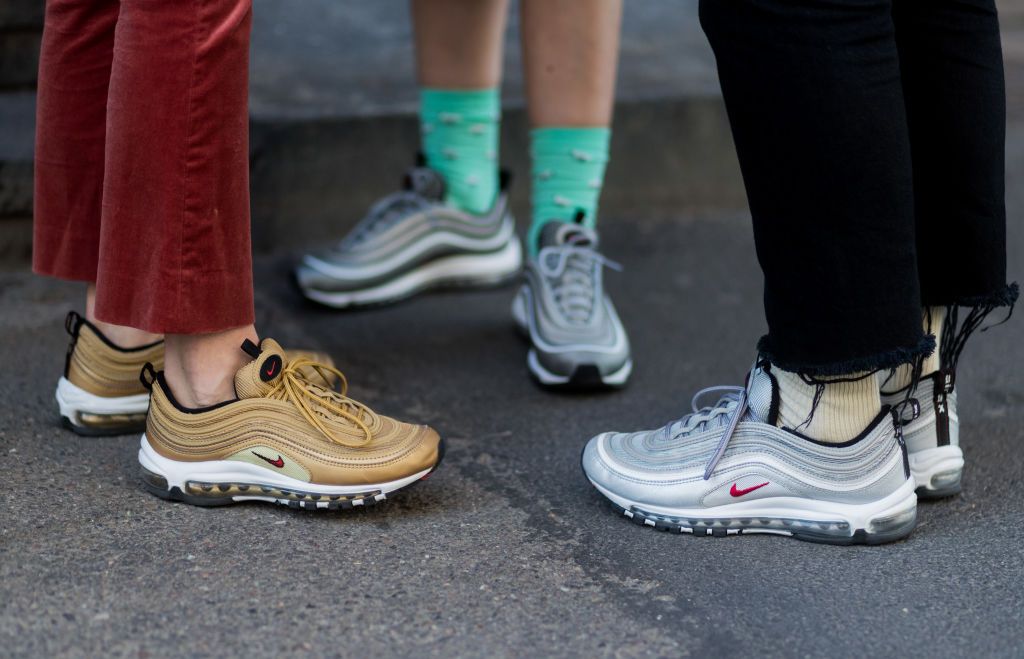 Dolor Surrey Inocencia Zapatillas de moda en 2022 que elevan cualquier look