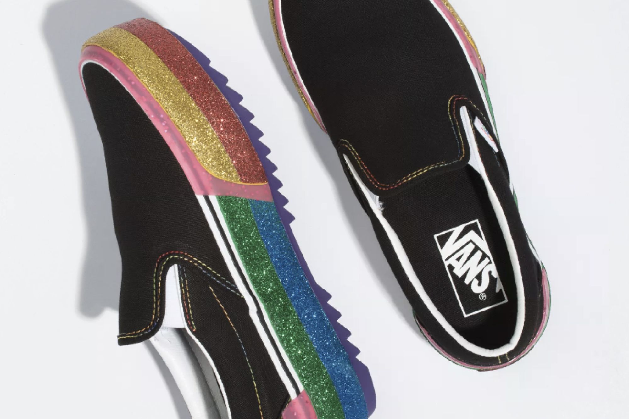 Las zapatillas Vans con plataforma se preparan para el Orgullo