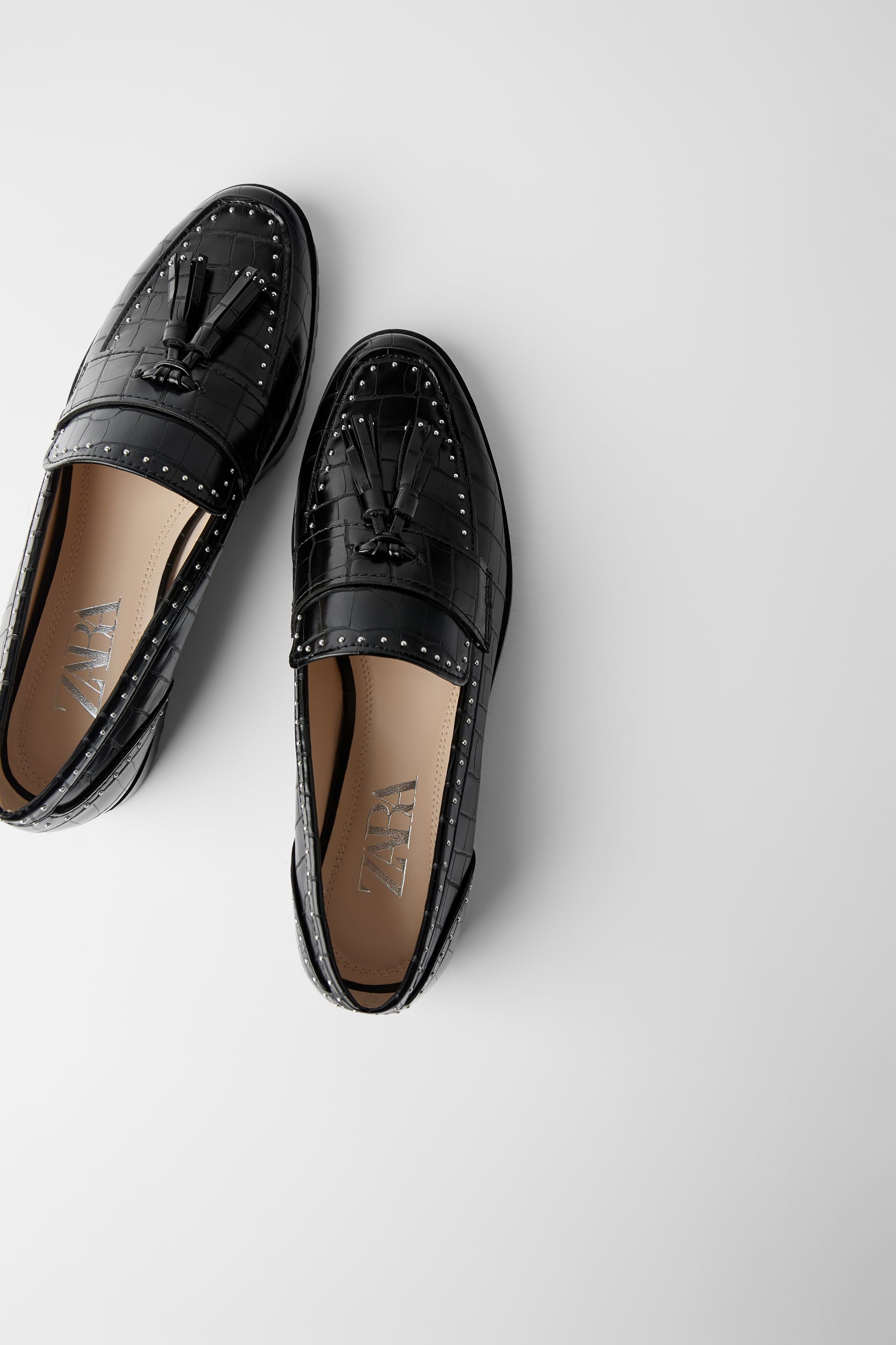 Zara zapatos planos negros más elegantes y 'low cost'