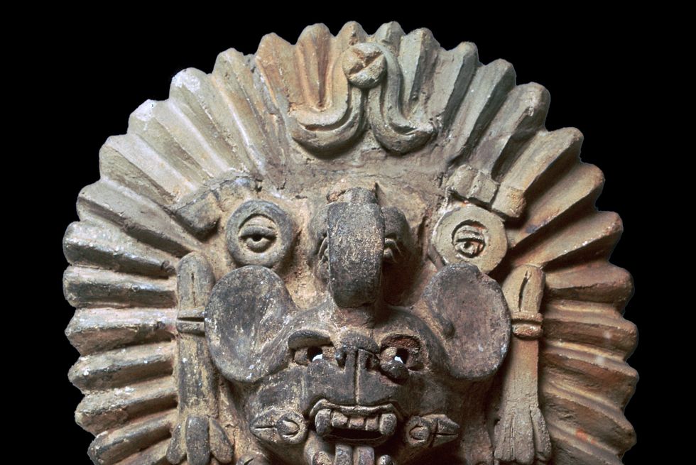 zapotec-statuette-of-the-bat-god-camazot