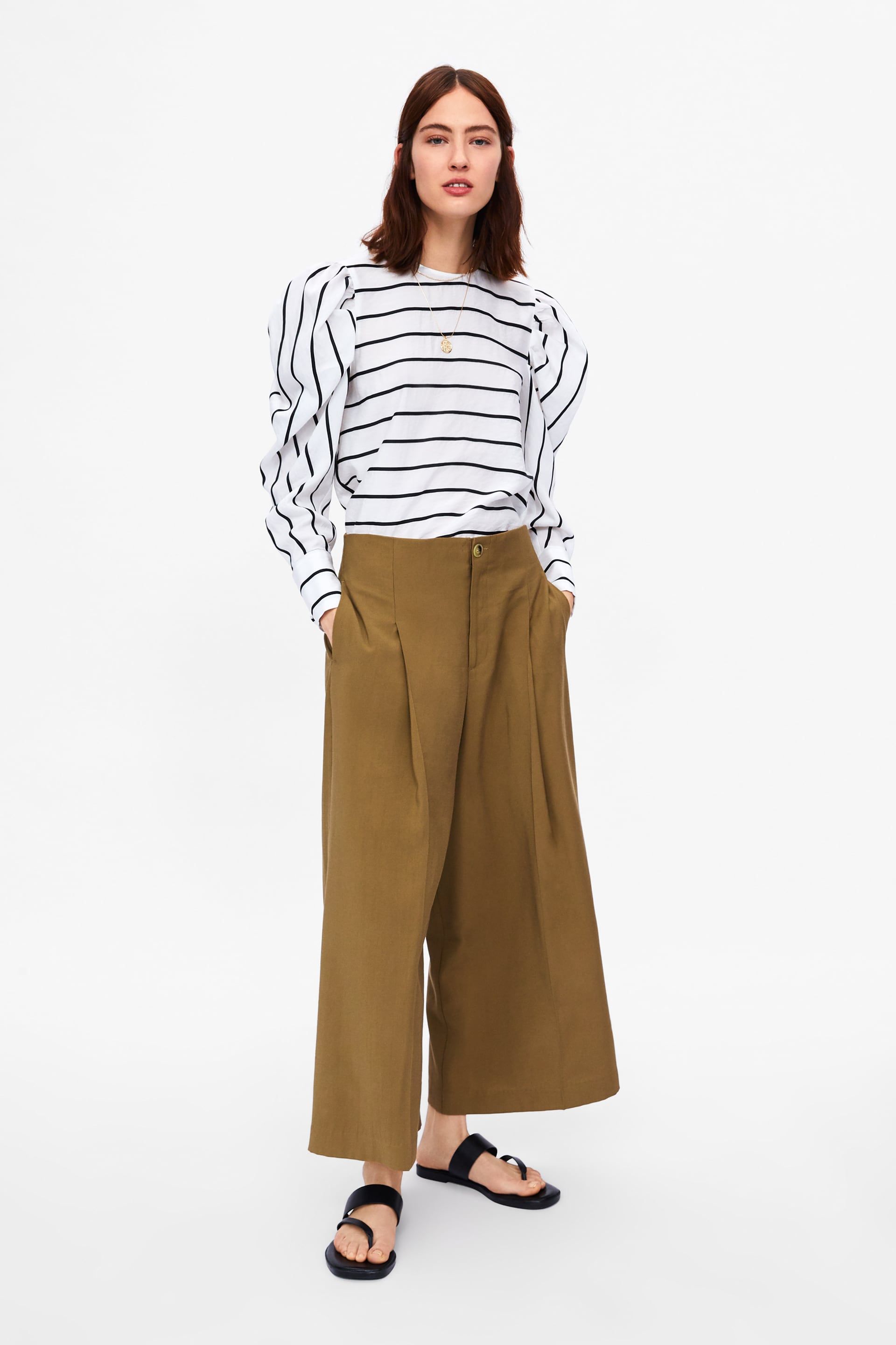 Zara vende por 26 € la camisa de rayas con la que soñábamos Zara vende por 26 € la camisa de rayas con la que soñábamos