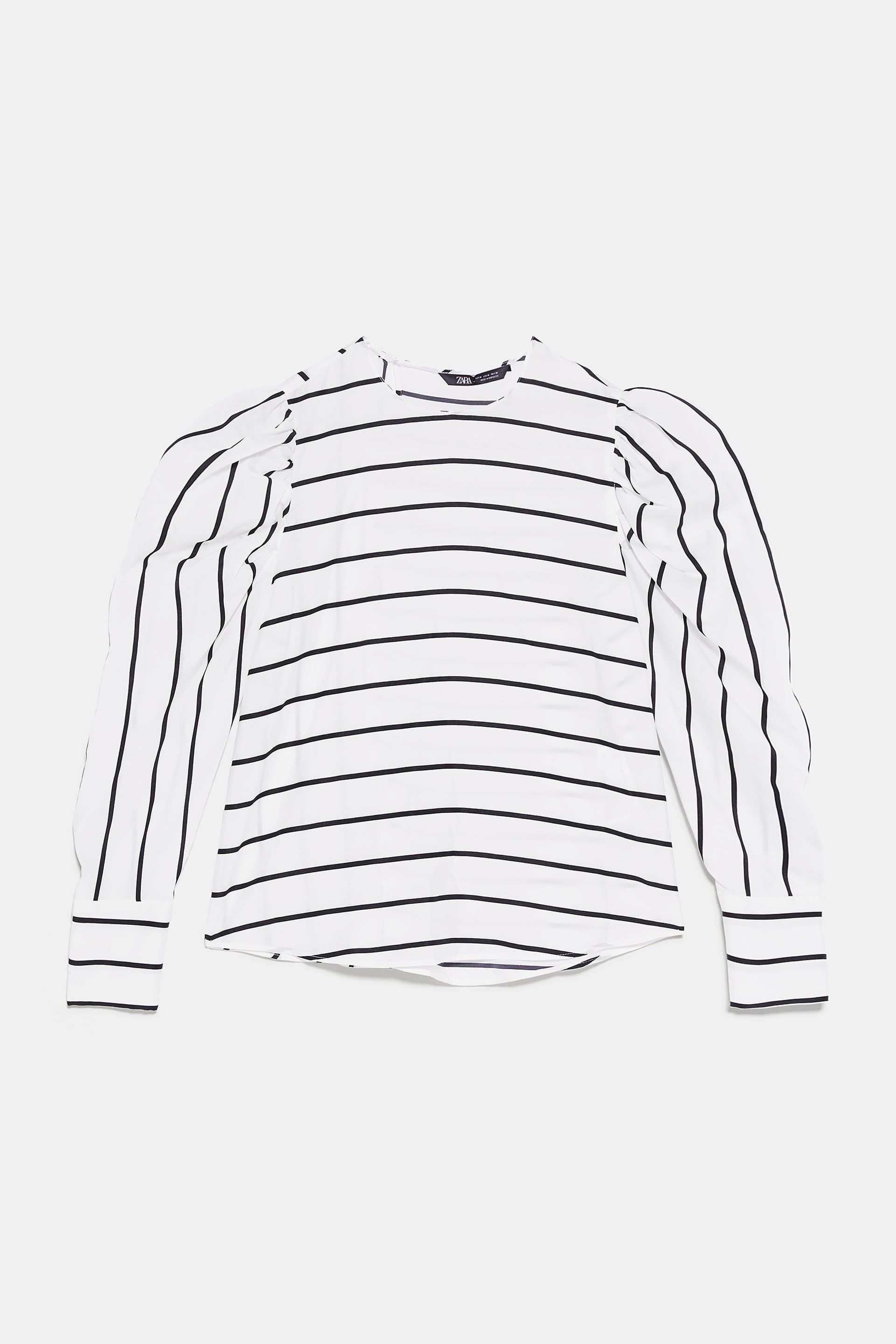 Zara vende por 26 € la camisa de rayas con la que soñábamos Zara vende por 26 € la camisa de rayas con la que soñábamos