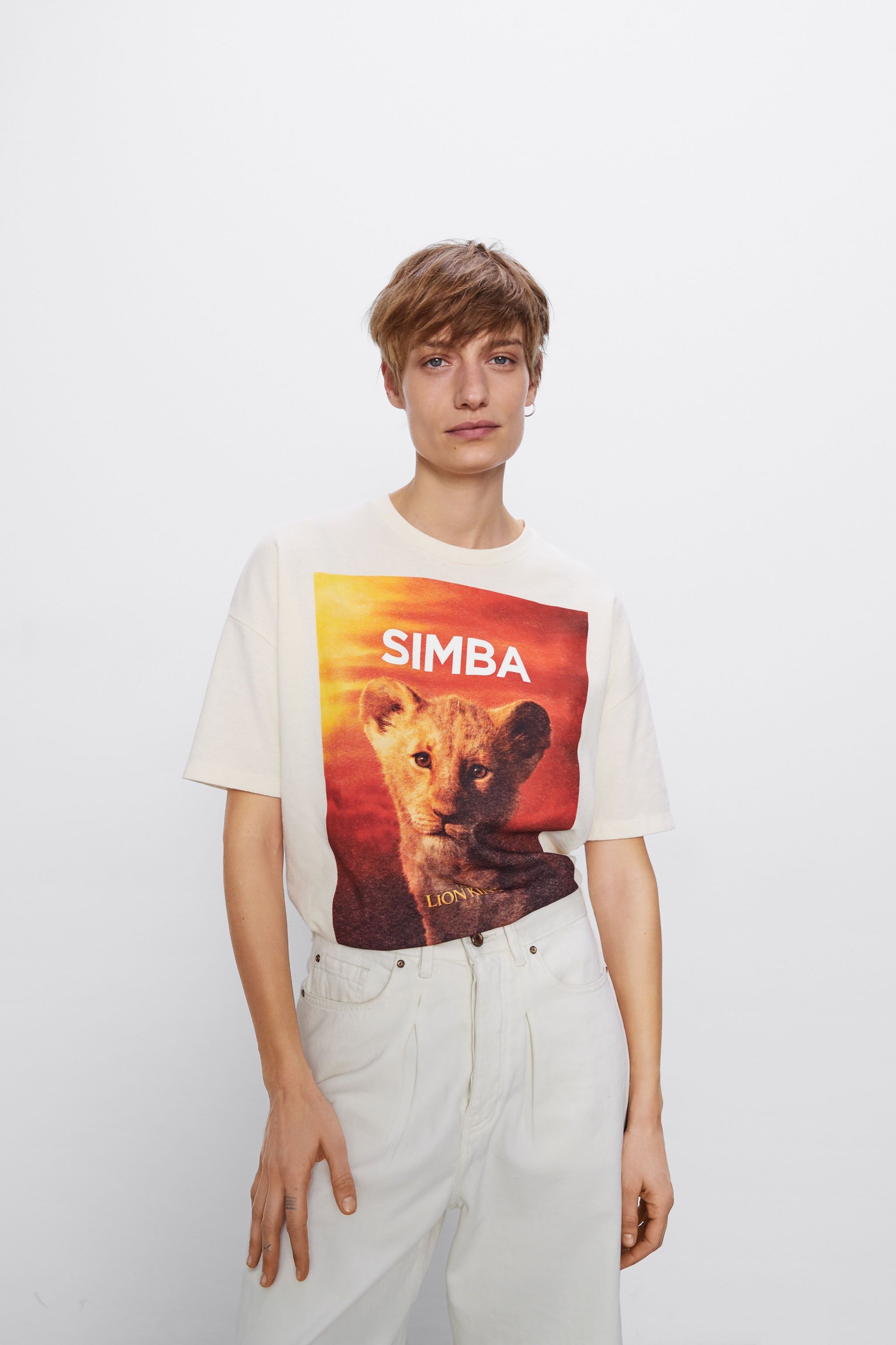 Zara tiene la camiseta Simba más bonita