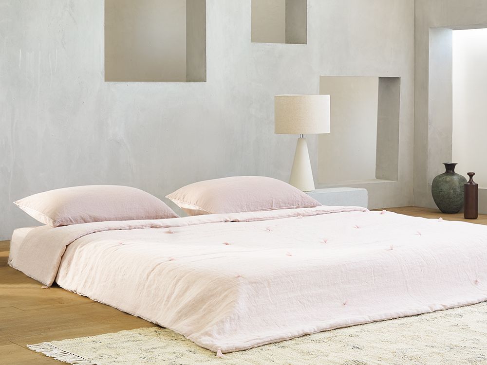 Tendencia en dormitorios: se lleva en Gold & Pink, palabra Zara Home