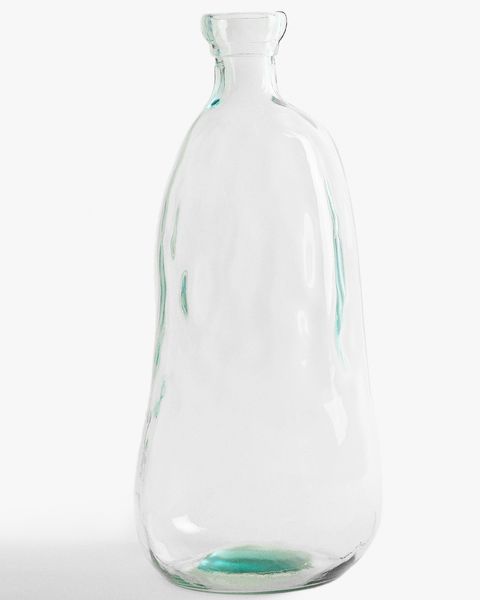 Botella decorativa vidrio reciclado de Zara Home