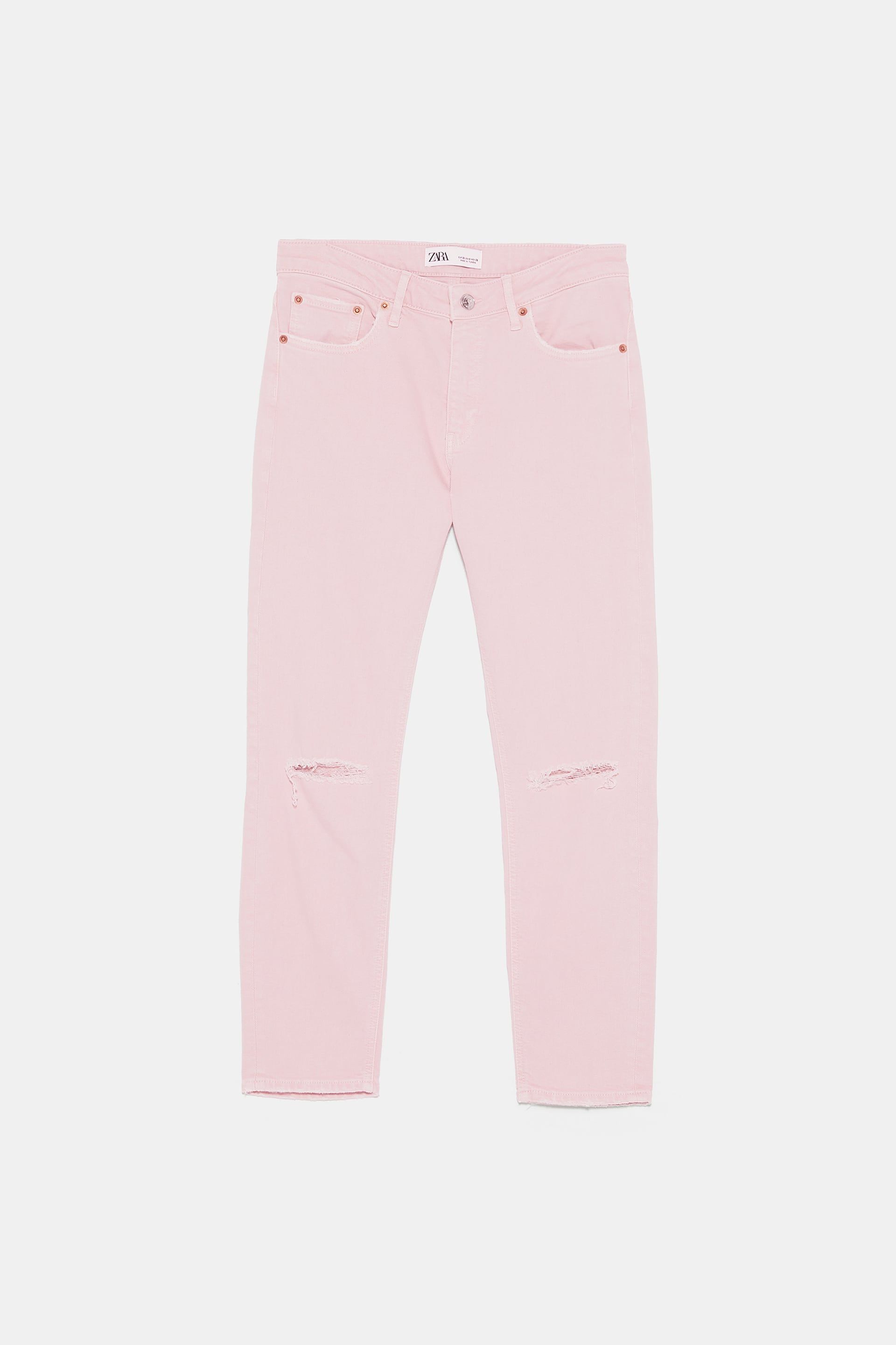 combinacion de pantalon rosa pastel