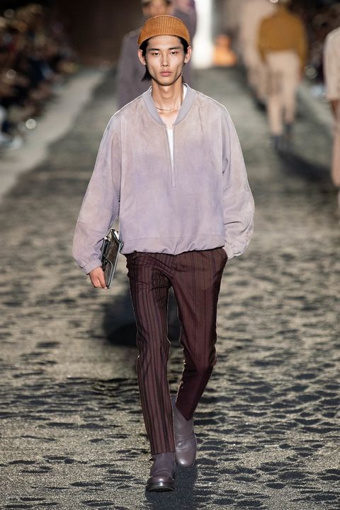 Ocho Otros lugares Arriba Las tendencias en moda hombre para la primavera-verano 2020 que viene de  Milán