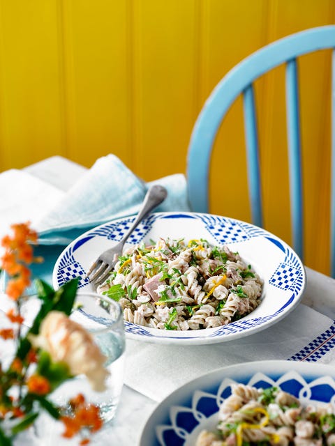 One-pot zesty tuna pasta