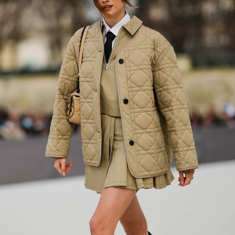 Street Style : Day Two - Paris Fashion Week - Womenswear F/W 2022-2023 street style day two paris fashion week