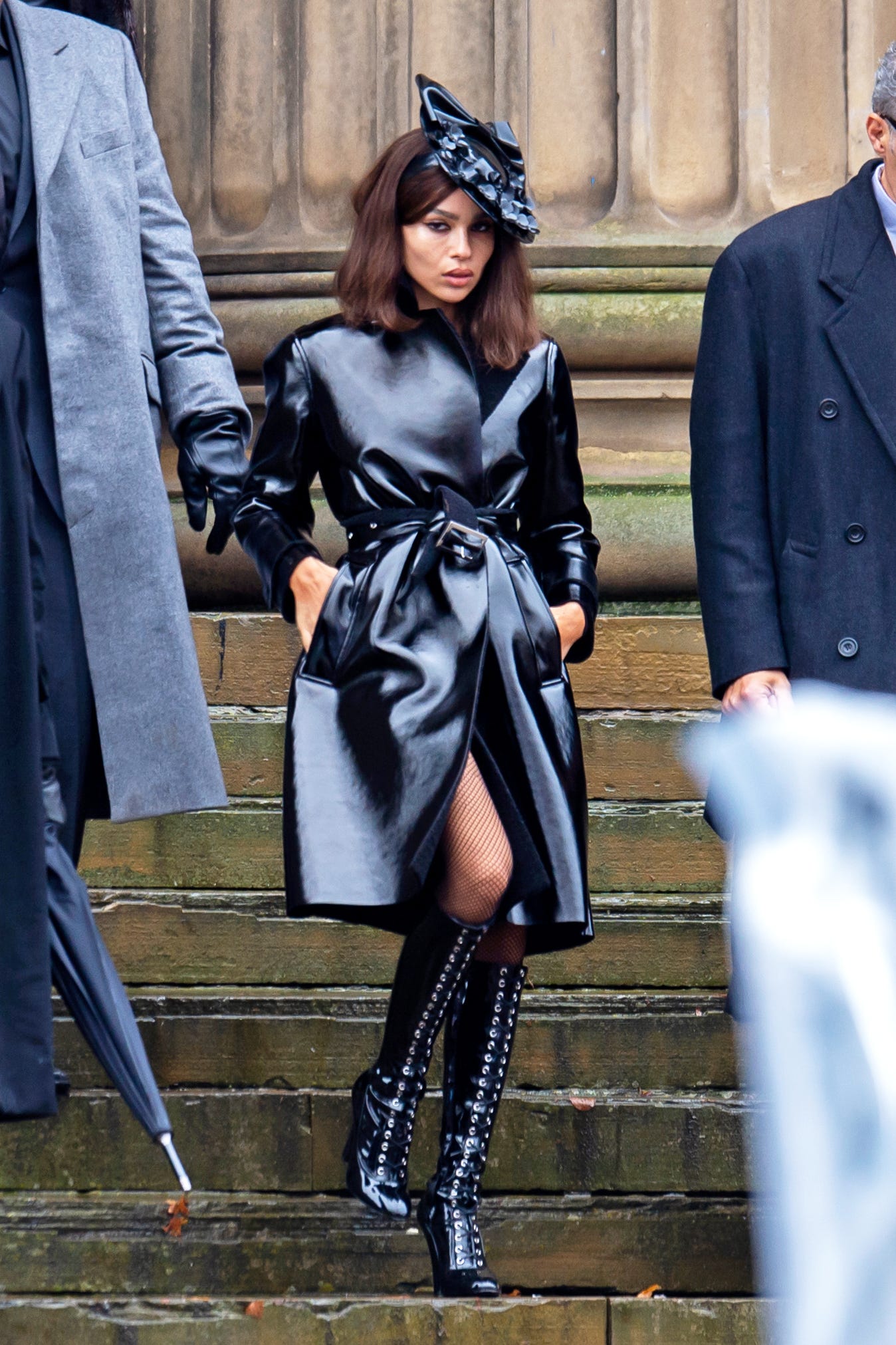 Zoe Kravitz Wears A Chic Black Trench Coat As Catwoman In The Batman