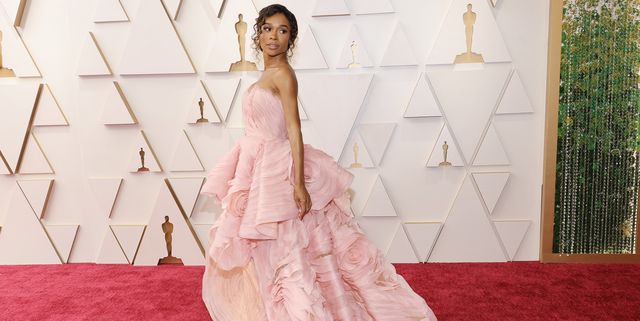 See All the Looks So Far From the 2022 Oscars Red Carpet