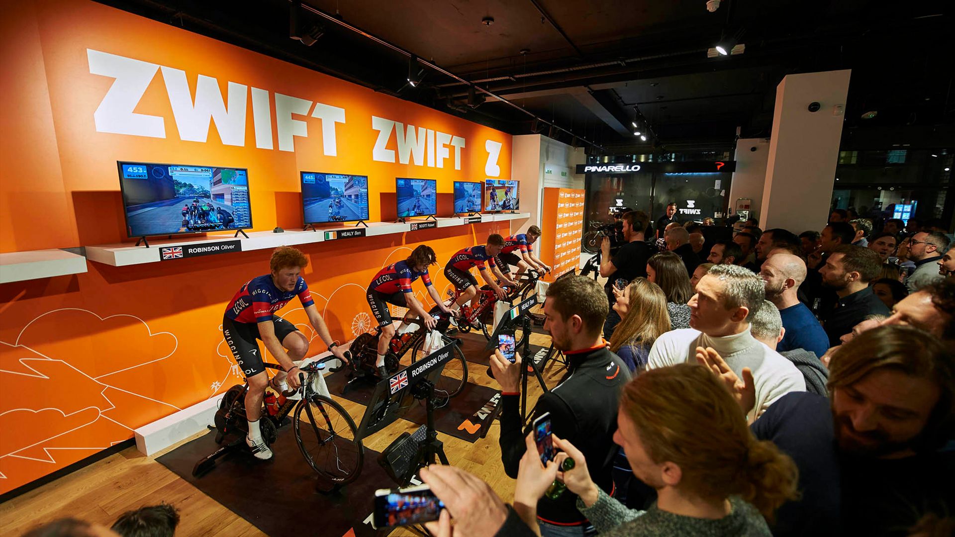 Zwift. Indoor Cycling Competition.