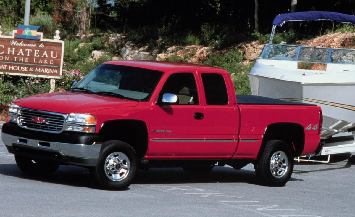 2001 Chevrolet Silverado and GMC Sierra HD