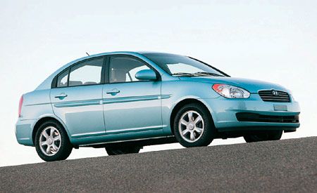 File:Hyundai-Accent-GLS-sedan.jpg - Wikipedia