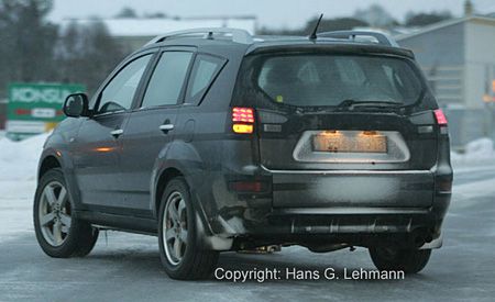 07 Mitsubishi Outlander