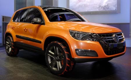 VW Tiguan Orange