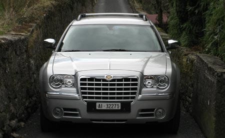 2007 Chrysler 300C SRT8 E490 review: classic MOTOR