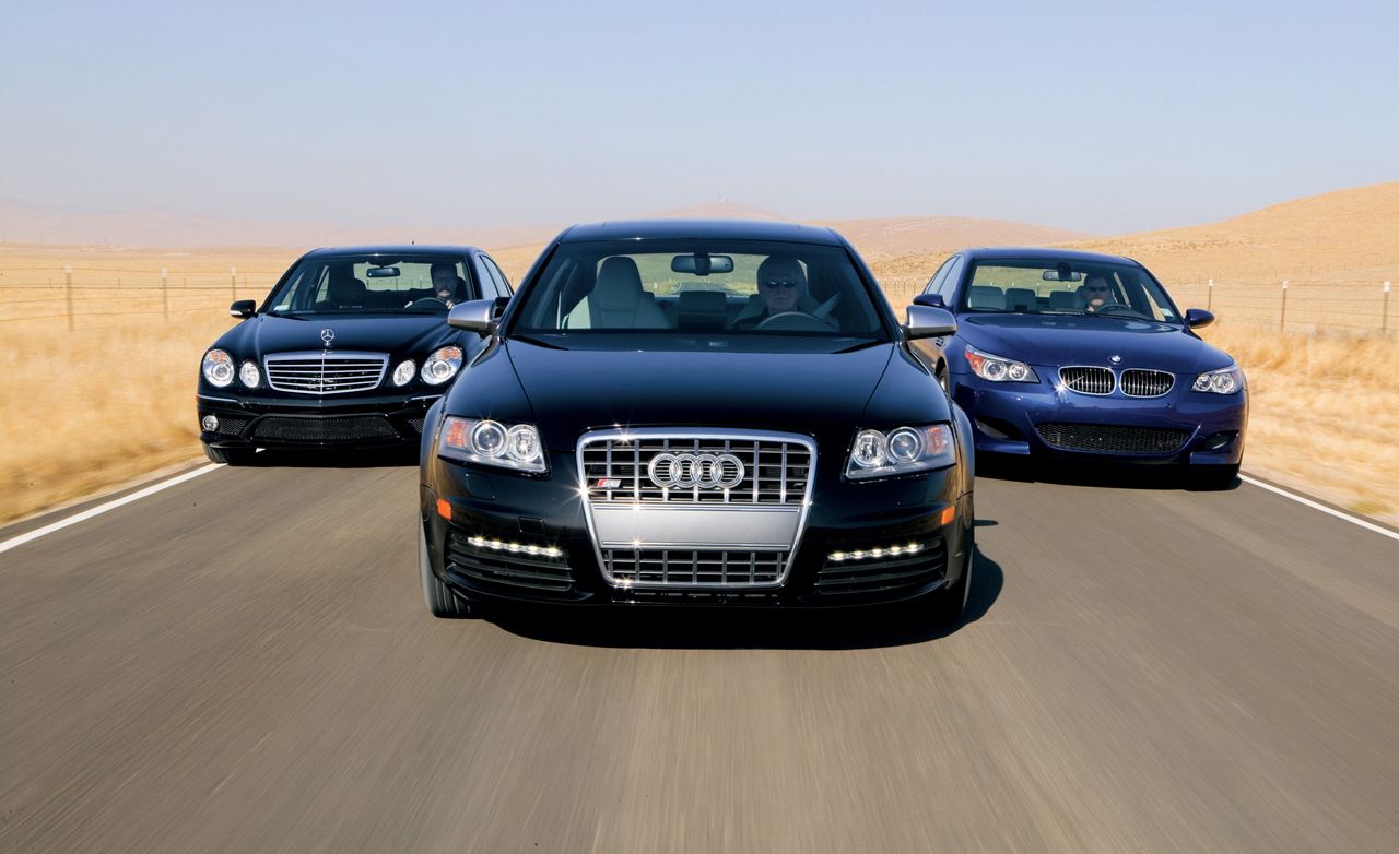 Немецкие авто купить в германии. BMW Audi a6. BMW m5 vs Audi. Audi rs6 vs BMW m5. BMW m5 e60 и Audi rs6.