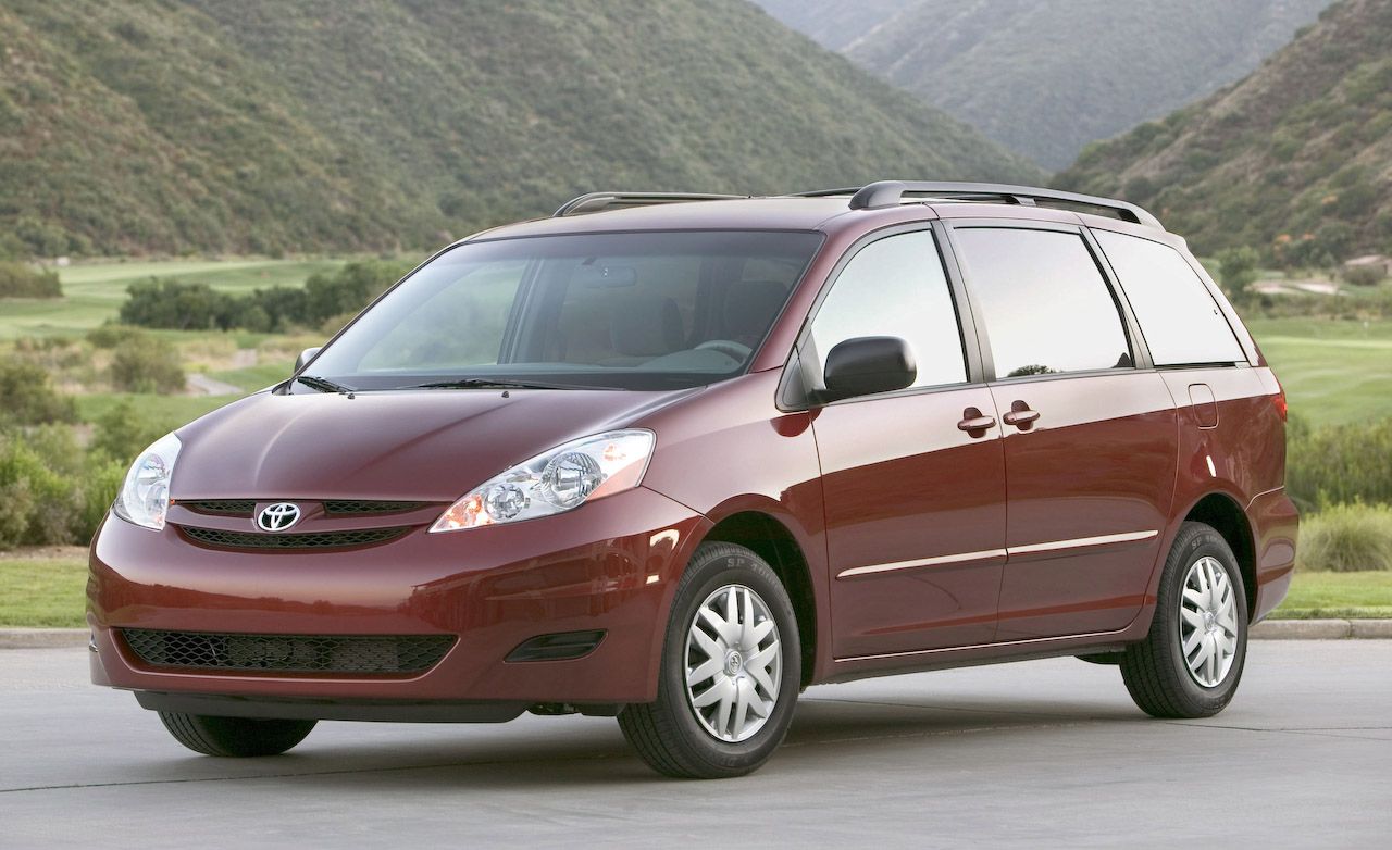 2008 Toyota Sienna  Specifications  Car Specs  Auto123