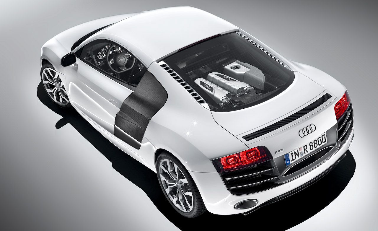 MAISTO 1:24 W/B SPECIAL EDITION - AUDI R8 V10 PLUS 31513RD