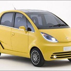 Tire, Motor vehicle, Automotive mirror, Wheel, Mode of transport, Automotive design, Transport, Yellow, Product, Vehicle, 