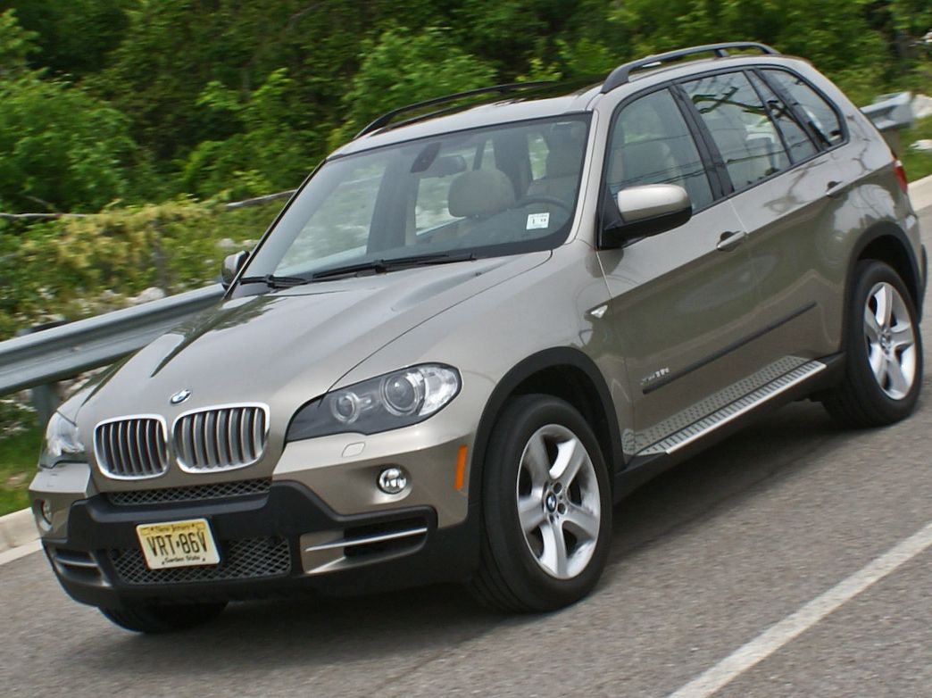 2009 BMW X5 xDrive35d – Instrumented Test – Car and Driver