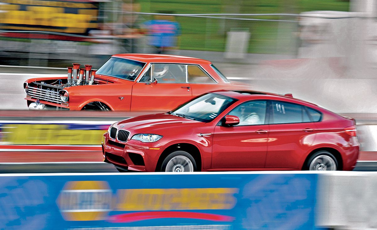 2010 bmw x6 m at the track