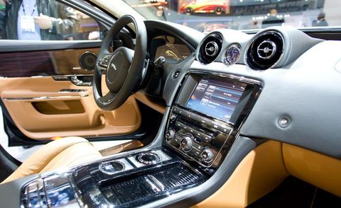 Motor vehicle, Steering part, Mode of transport, Automotive design, Steering wheel, Vehicle, Vehicle audio, Center console, Automotive mirror, Personal luxury car, 