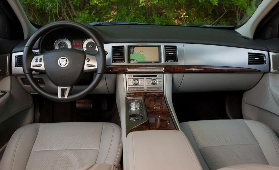 2009 jaguar xf interior