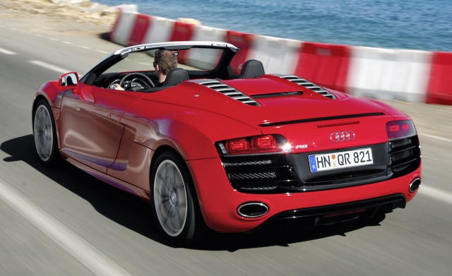 2022 audi r8 spyder top up